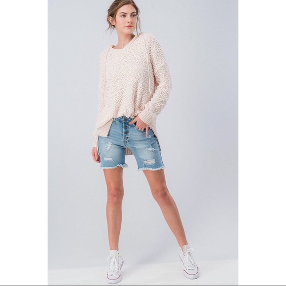 🌺🆕5⭐️Distressed Button Down Denim Shorts - Picture 3 of 7